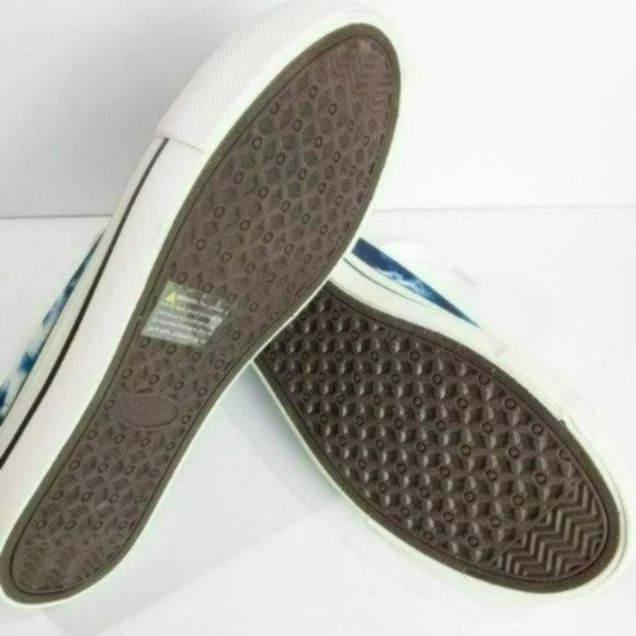 Olivia Miller Serena Laceup Sneakers-7 - Picture 4 of 4